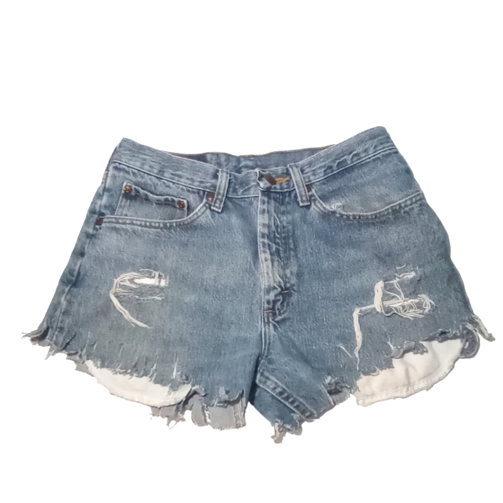 Wrangler Distressed Holes Women's Short Size 30"